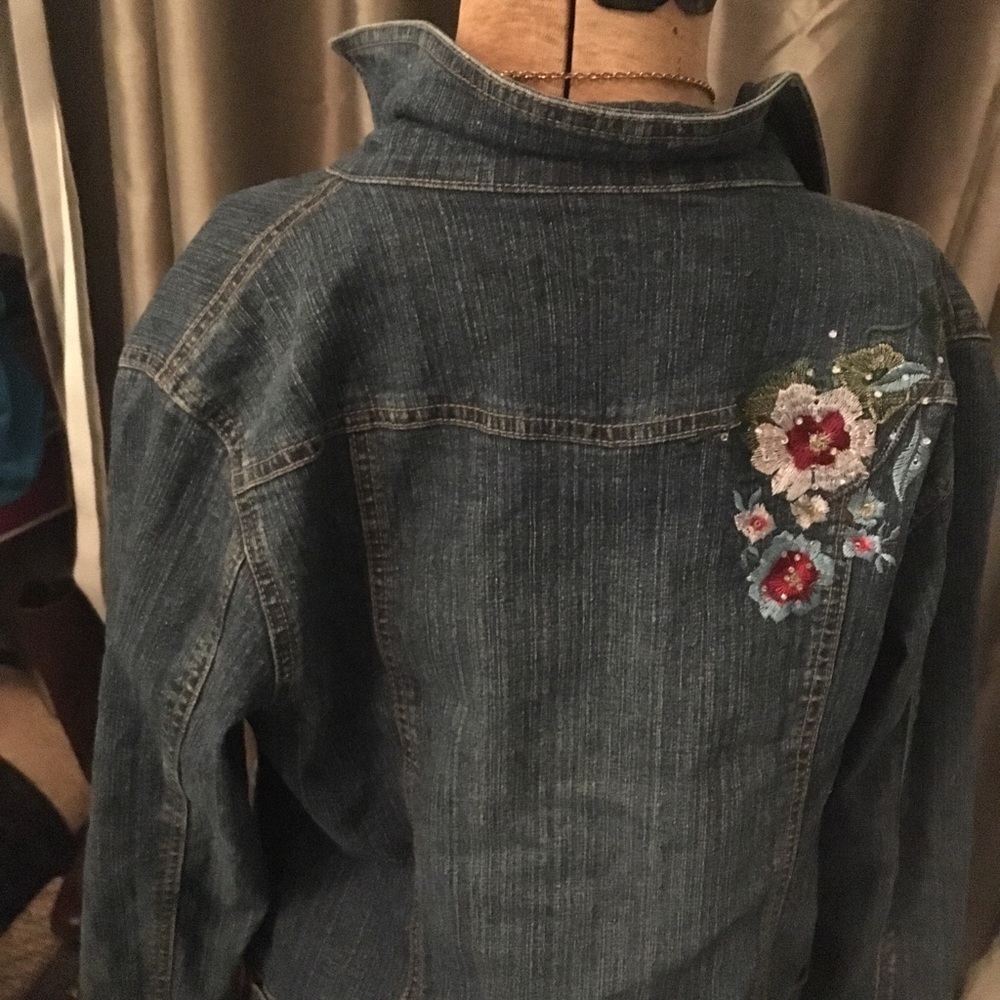 Arizona Embroidered Jean Jacket - Picture 4 of 4